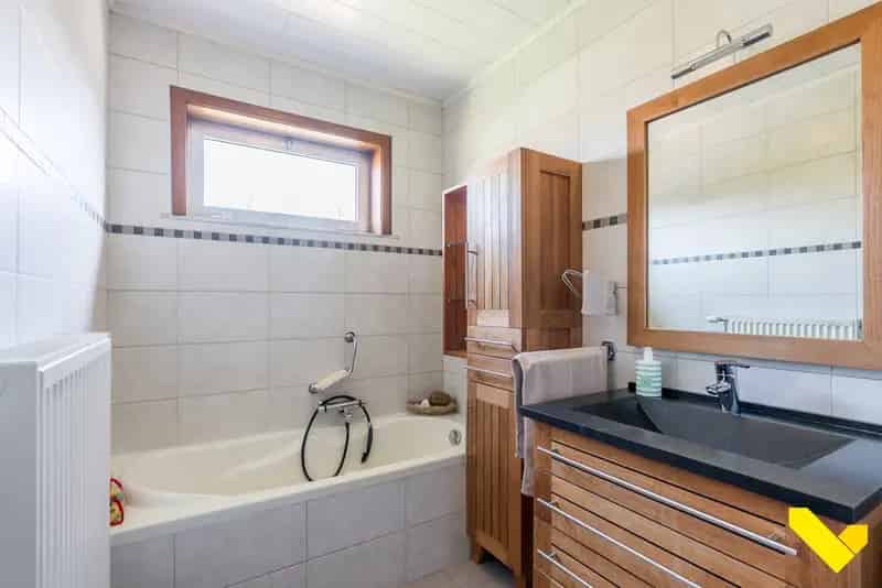 Mooie, Instapklare Woning Met Prachtige Tuin