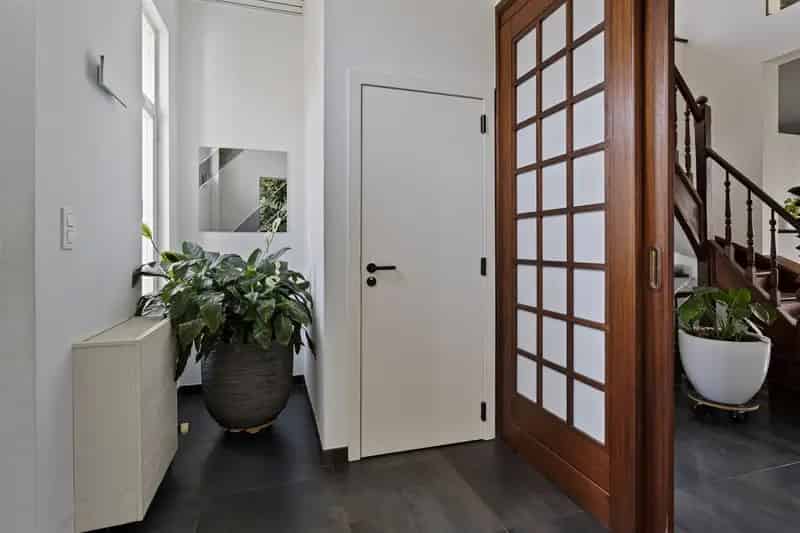 Ruime koppelvilla (310m²) met 4 slaapkamers en prachtige tuin (Zuidwest)