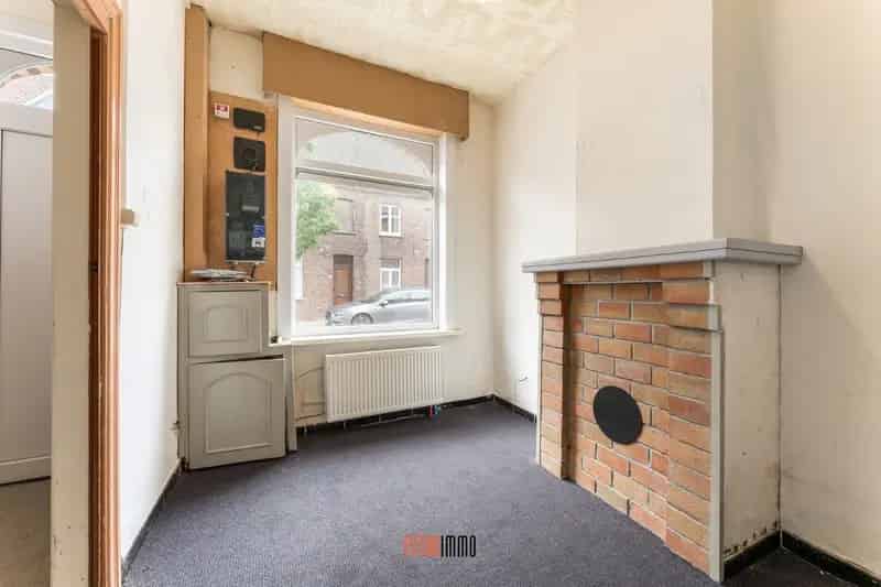 Te moderniseren rijwoning nabij centrum