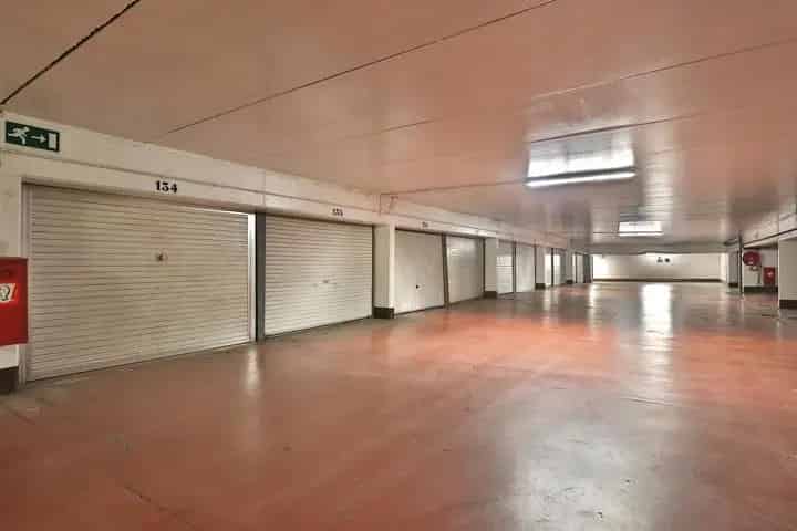 Garage  te Woluwe-Saint-Lambert 