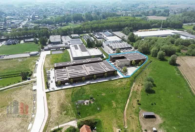 Nieuwbouw bedrijfsgebouw te huur in Assesteenweg Ternat