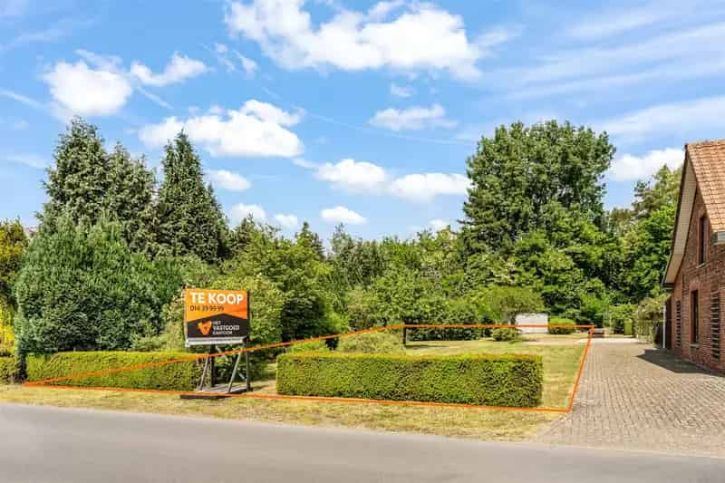 Bouwgrond te huur 847m² Rustige ligging Nabij winkels scholen