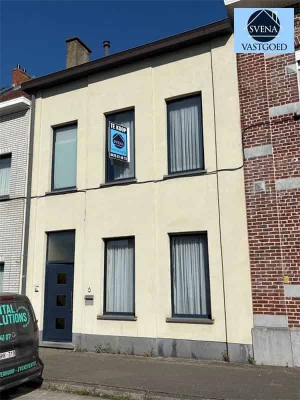 RUIME WONING MET 3 SLAAPKAMERS
