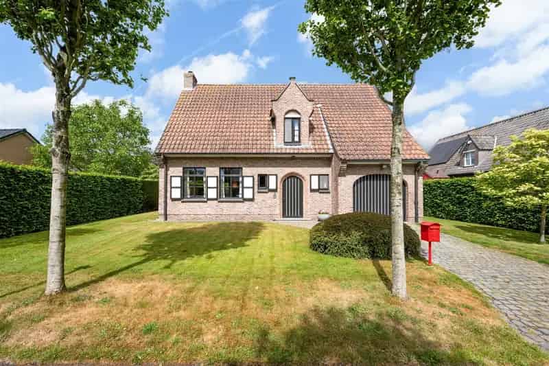 Huis te huur 3 slaapkamers grote tuin residentiële buurt
