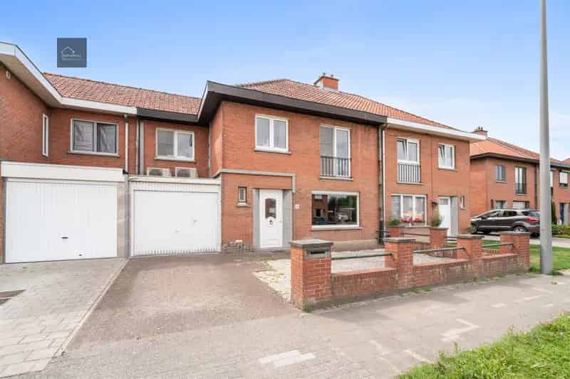 RUIME, INSTAPKLARE STARTERSWONING IN HARTJE LIEVEGEM