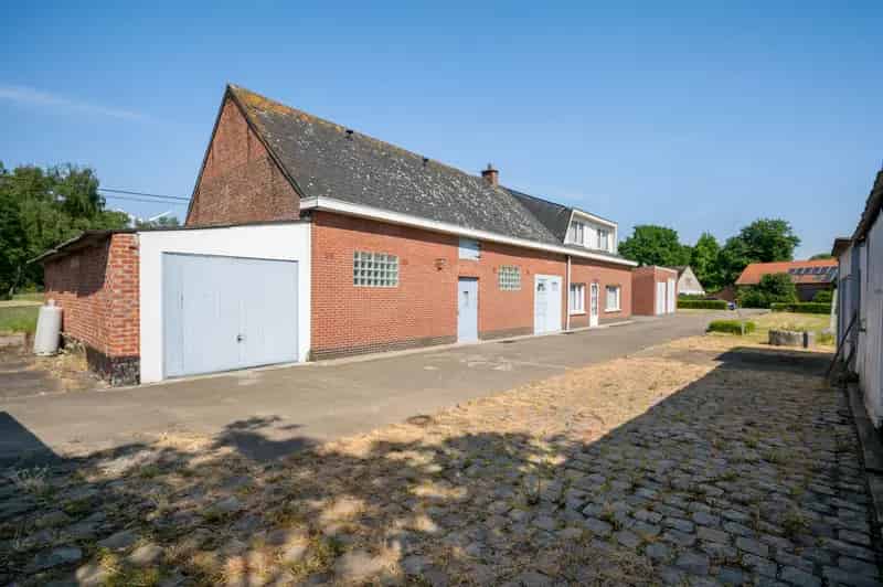 Renovatieproject met veel potentieel op 62.528m²!