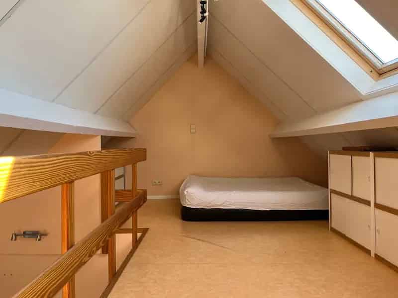 Grote woning met 6 slaapkamers