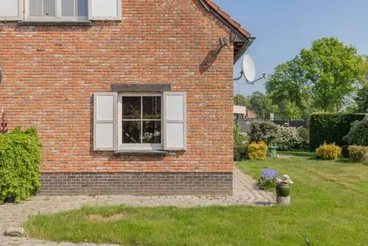 Huis Te Koop Lokeren: Gezinswoning te moderniseren