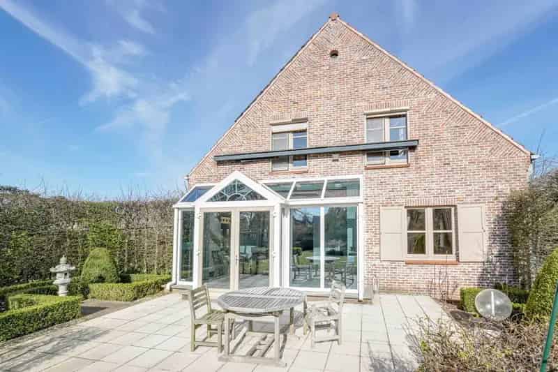 Stijlvolle villa met prachtige tuin te Hasselt