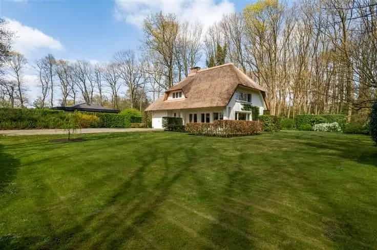 Villa te Koop Brasschaat Rustige Wijk Instapklaar