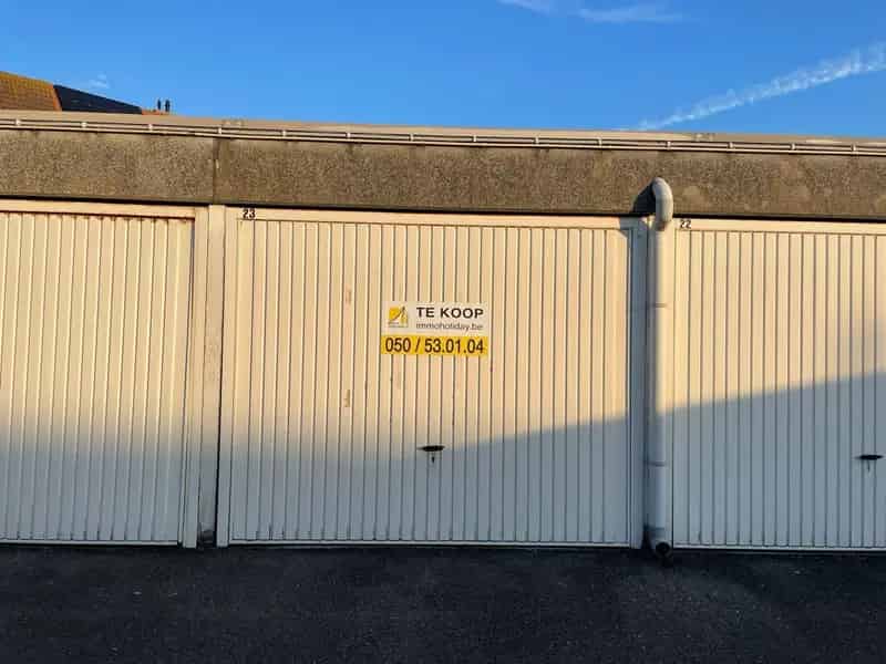 Garagebox in complex nabij de Lidl