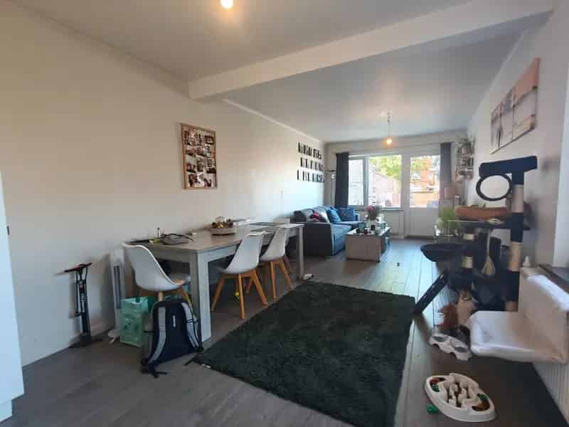 Gelijkvloers appartement te huur in Lokeren