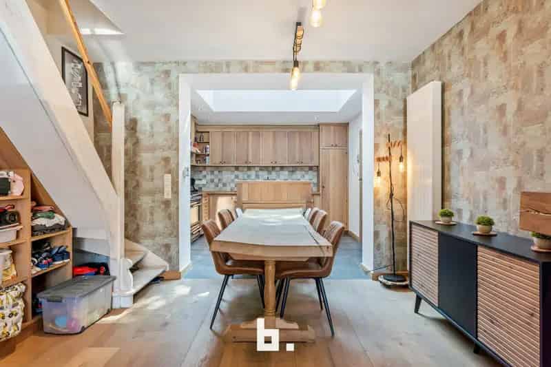 Huis te huur Wervik: 5 slaapkamers, garage, stadstuin