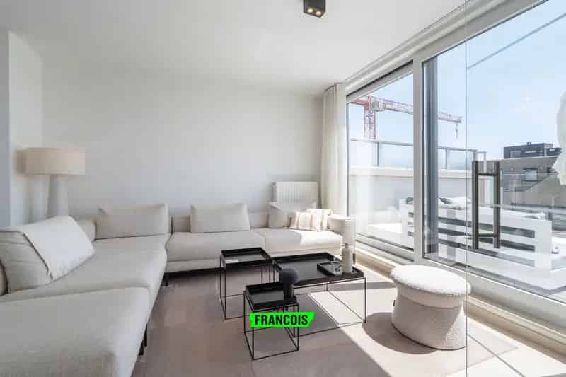 Modern (duplex-)appartement met prachtige zonneterrassen op boogscheut van centrum Oostende.