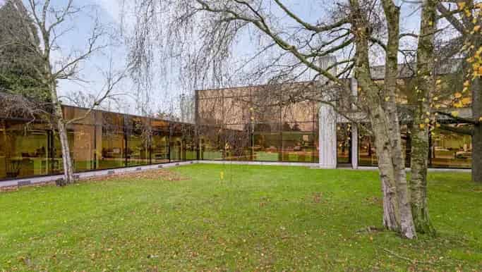 Handelspand met woonst te koop in Brugsesteenweg 210, Roeselare - Dewaele