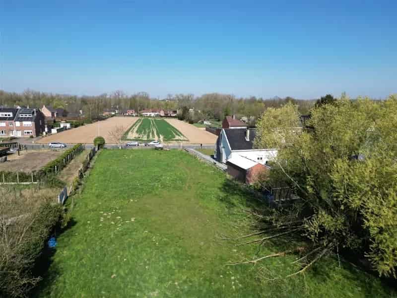 Bouwgrond voor halfopen bebouwing (lot 2) - 971 m²