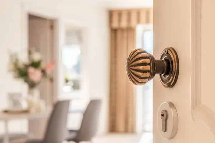 Appartement te koop Bazel: 2 slaapkamers, te renoveren
