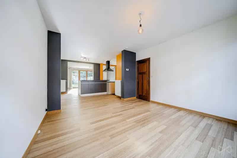 Huis met vier slaapkamers in Anderlecht