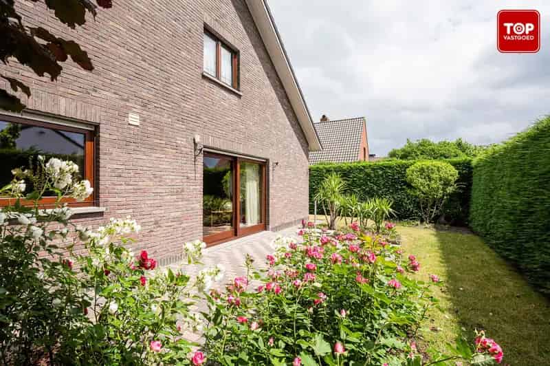 Villa met 3 slaapkamers en royale tuin