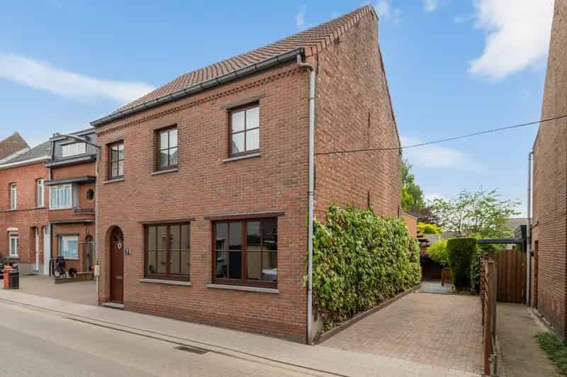 Huis te koop Bornem Centrum: 3 slaapkamers, tuin en parking
