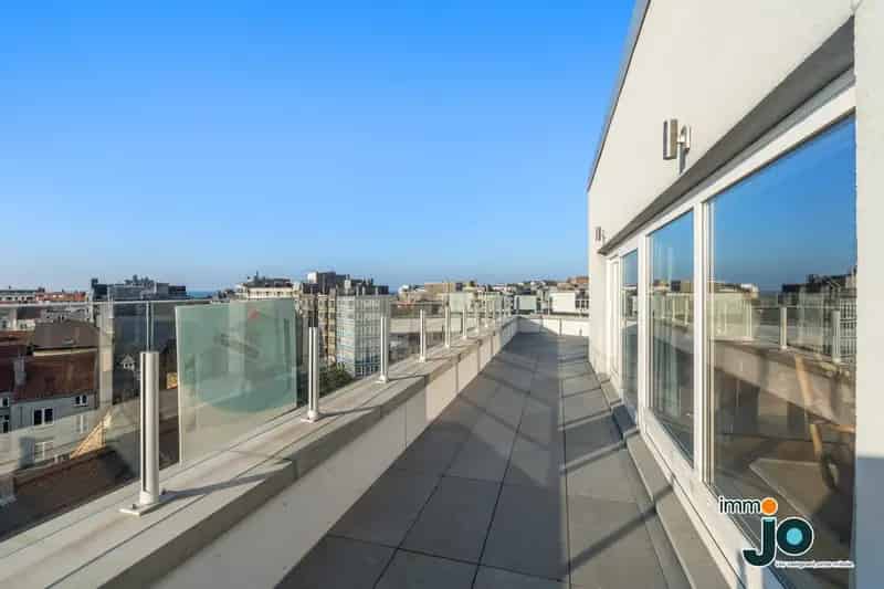 Penthouse te huur Oostende Zeezicht 70m2 Terras 2 slaapkamers