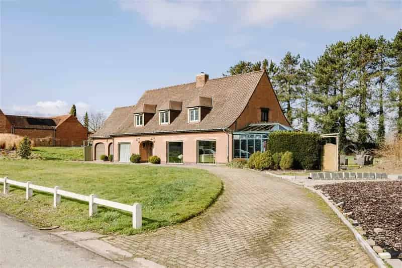 Villa te koop in Ellezelles