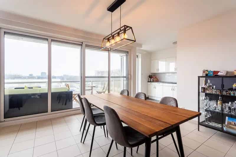 Appartement te huur 2 slaapkamers ruim terras Antwerpen