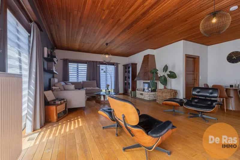 NIEUWERKERKEN- Bungalow met 4 slaapkamers en loods van 110m²