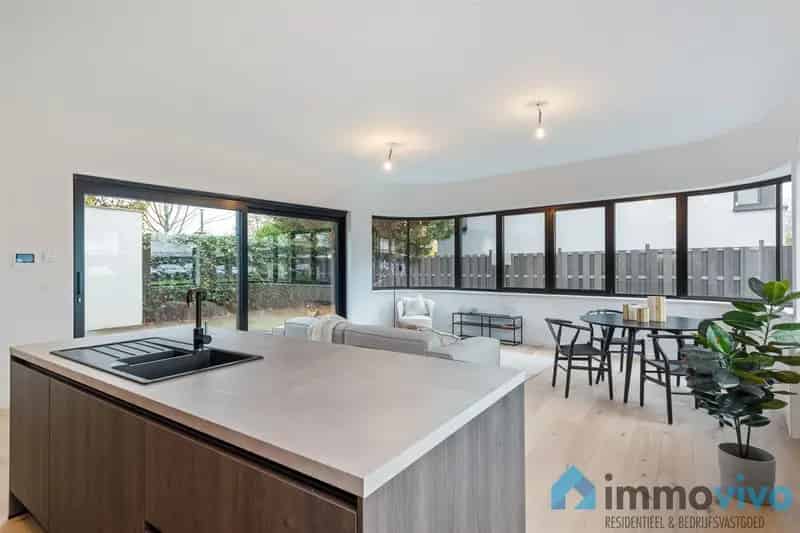 Appartement te huur Elsdonkwijk: gerenoveerd gelijkvloers met tuin
