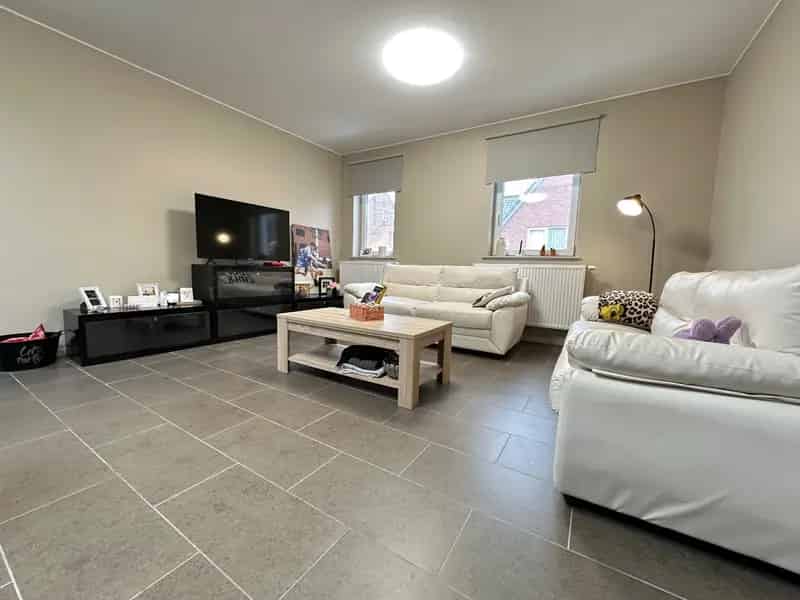 Huis te koop Tongeren: Woonruimte met Handelspand en Feestzaal