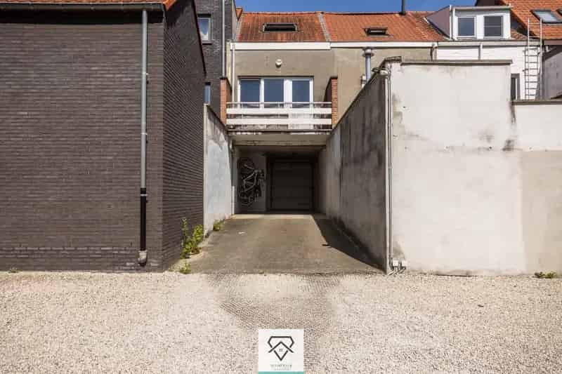 Autostaanplaats(en) te koop met topligging te Gent