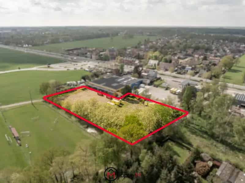 Ruim buitenterrein te huur in Kiewit, Hasselt