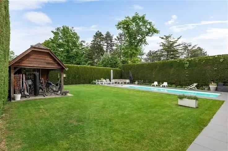Villa te koop: 5 slaapkamers, 2 badkamers, zwembad