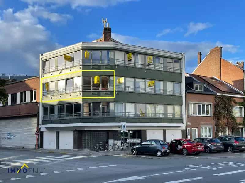 Appartement met terras en 2 slaapkamers te centrum Aalst!