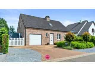Huis te Koop Lanaken - Instapklare woning nabij Maastricht