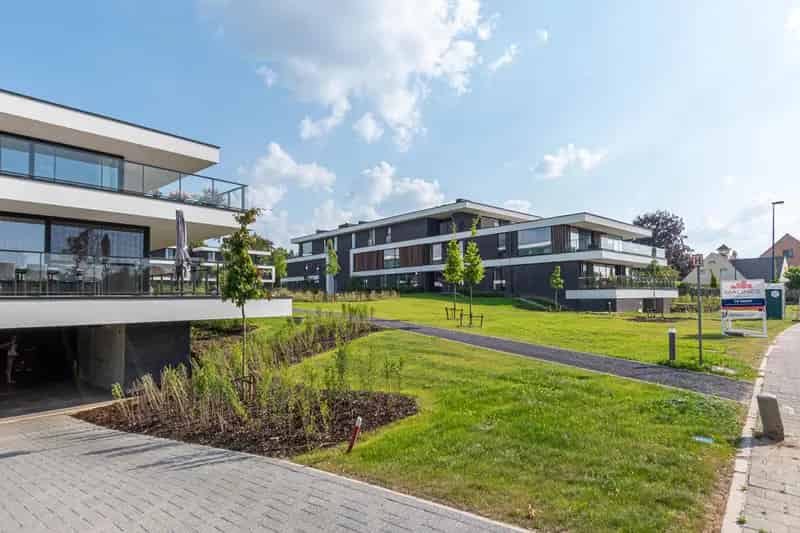 Autostaanplaatsen project Pronkenberg te Kontich