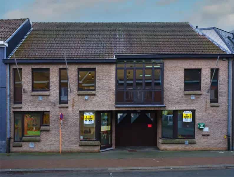 Polyvalent gebouw, momenteel buitenschoolse kinderopvang