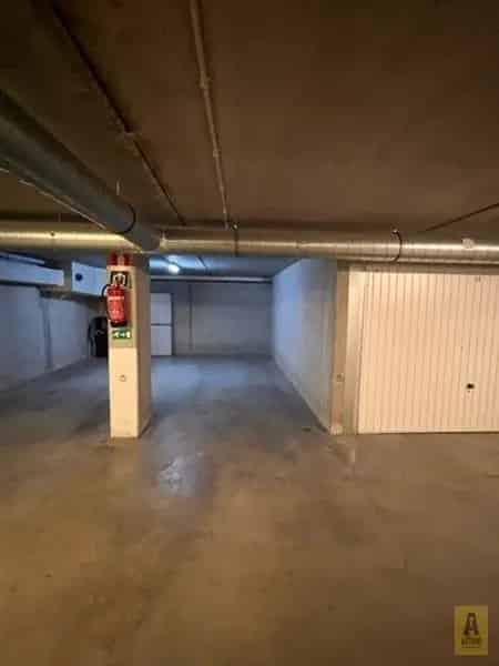 Ondergrondse autostandplaats in centrum Bredene - Duinen