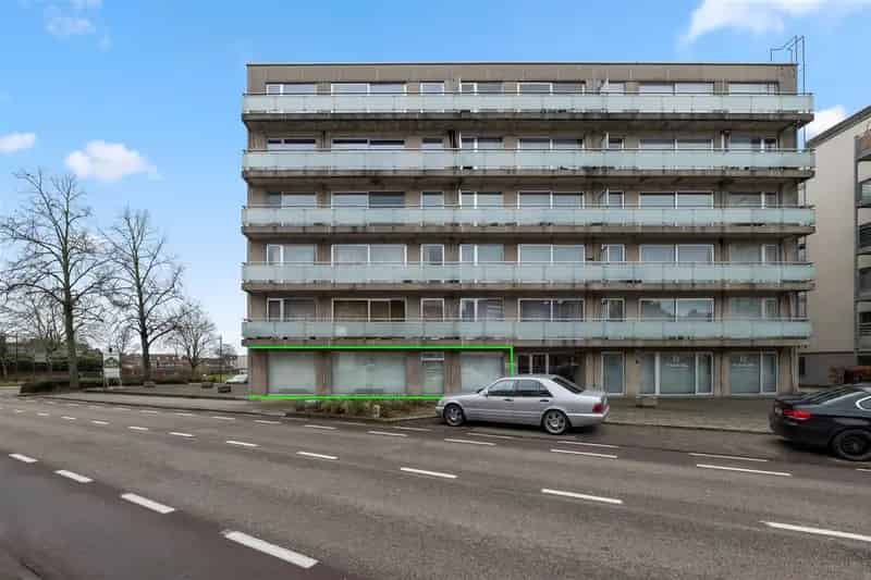 RUIME KANTOORRUIMTE VLAKBIJ HET CENTRUM VAN SINT-TRUIDEN