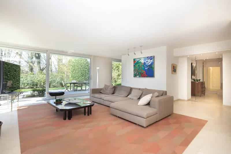 Huis te huur Rhode-Saint-Genese 420m² 3 slaapkamers grote tuin