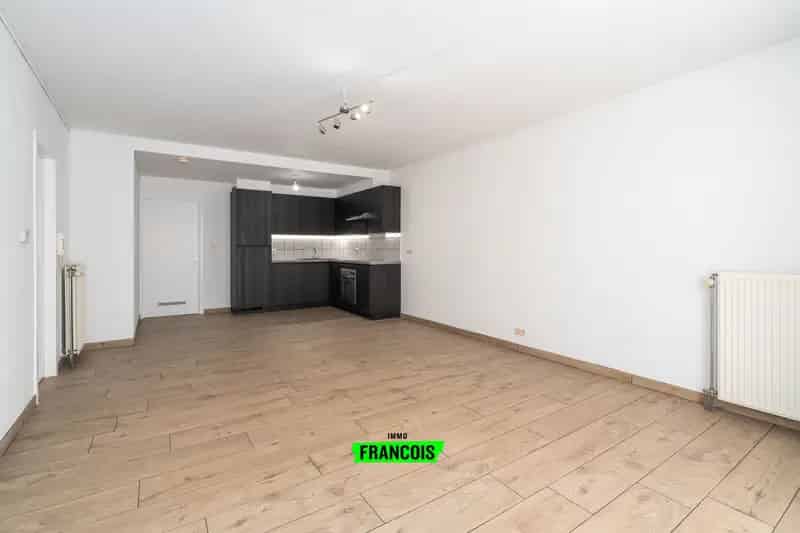 Gerenoveerd en instapklaar appartement met groot terras op toplocatie in Knokke-Heist