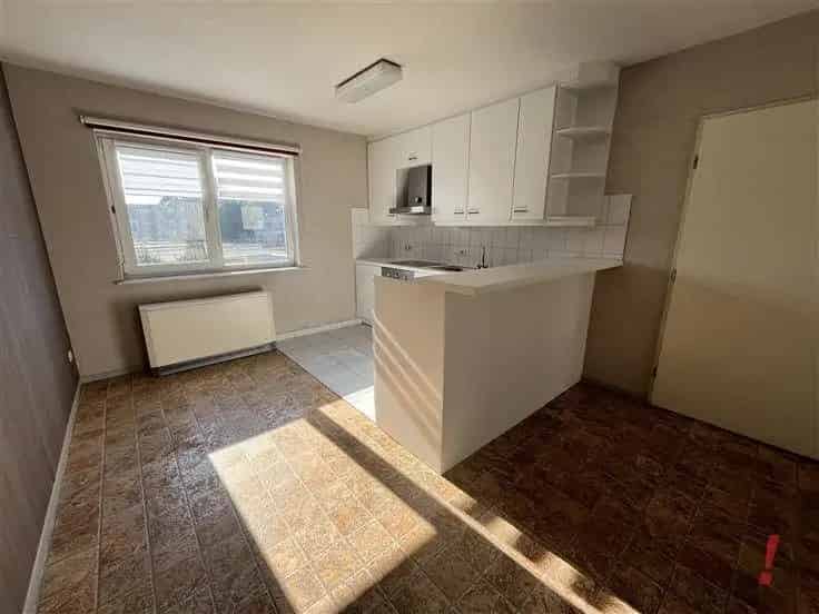 Huis Te Koop: Gezinswoning 3 slaapkamers Garage Tuin
