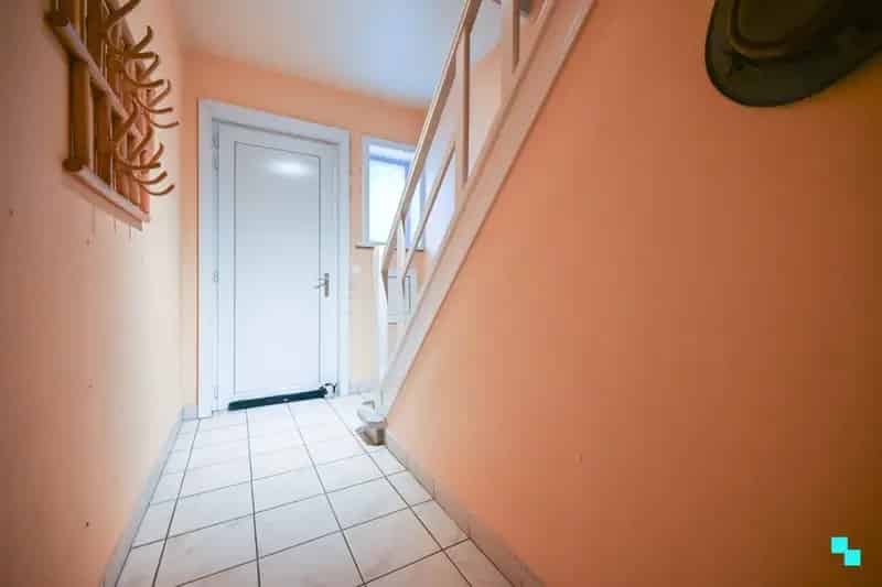 Halfopen bebouwing nabij centrum Izegem