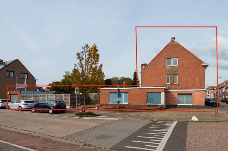Huis te huur Zwijndrecht Centrum: Ruime woning met tuin en garage