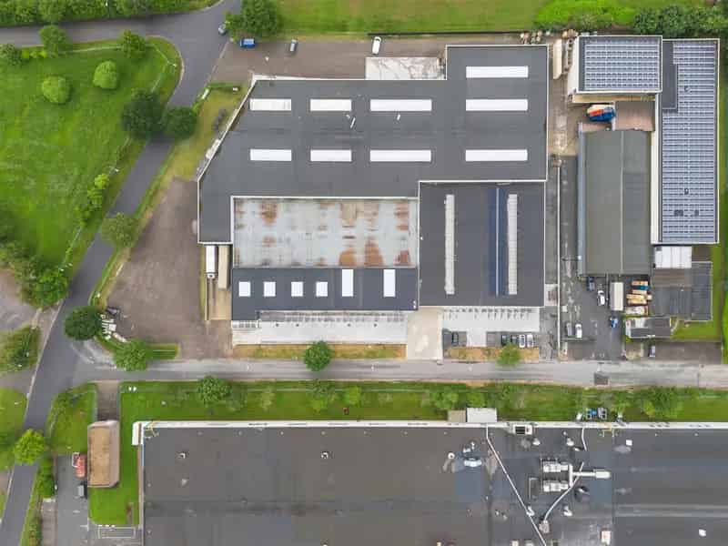OPSLAGRUIMTE TE HUUR VLAKBIJ HET CENTRUM VAN SINT-TRUIDEN