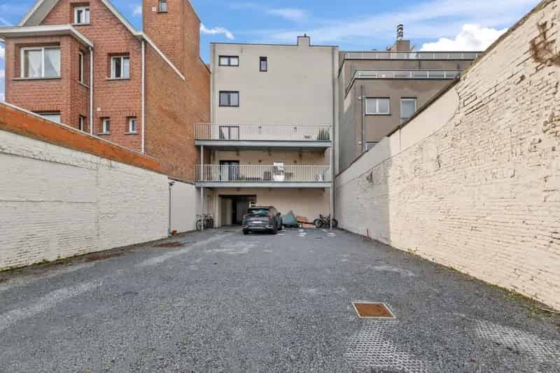 Buitenstaanplaats te huur