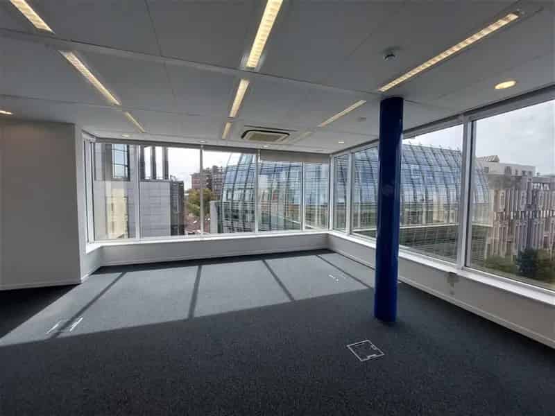 KORTENBERG/CORTENBERGH 116: kantoren te huur van 218m²