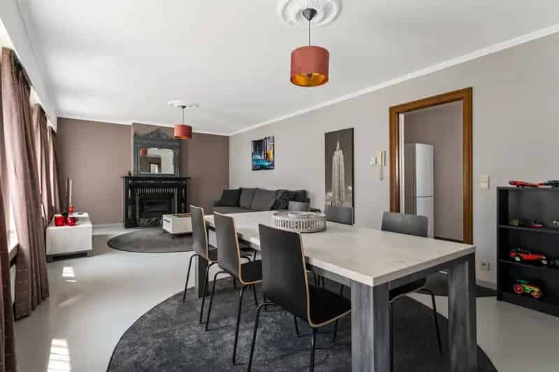 Charmante gerenoveerde woning met garage!
