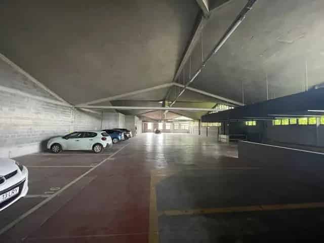 Lot de 5 parkings Mons-Albert