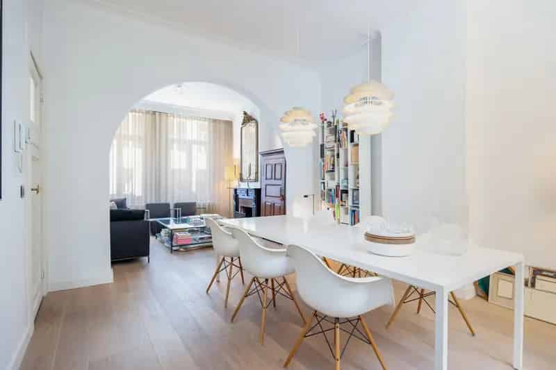 ANTWERPEN - Sfeervolle herenwoning